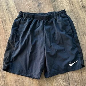 Nike Men's Black Athletic Shorts Medium